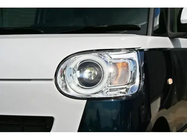 Daihatsu Move Canvas 2024 photo 5