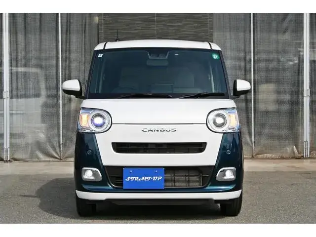 Daihatsu Move Canvas 2024 photo 2