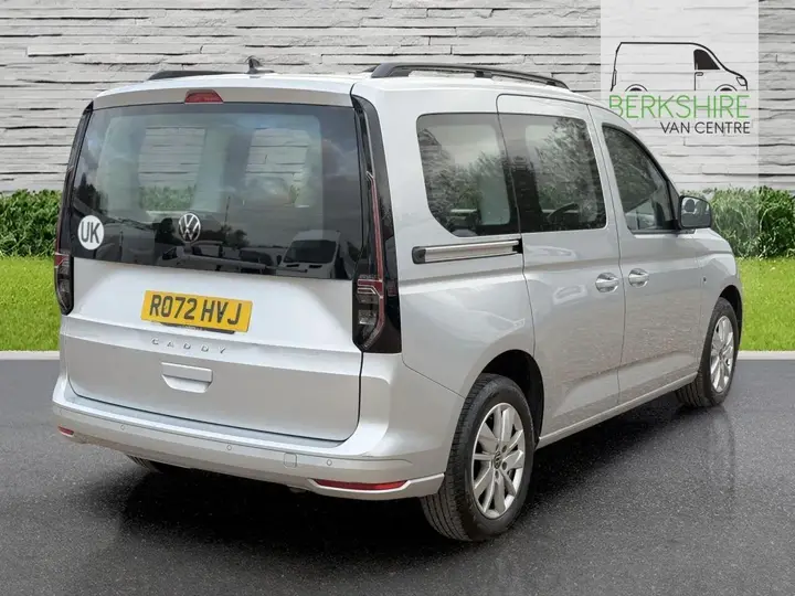 Volkswagen Caddy 2022 photo 2