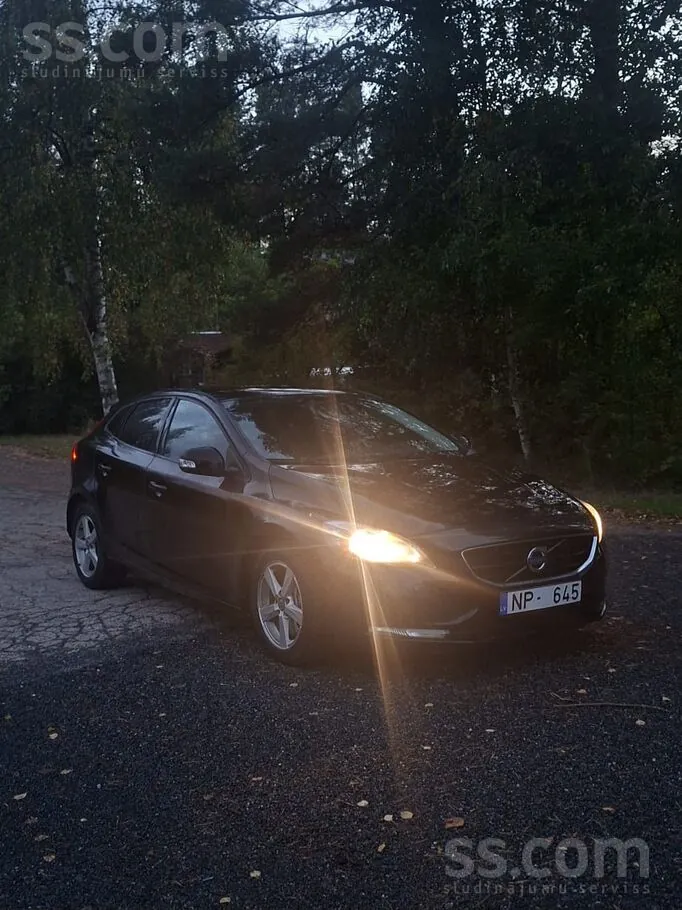 Volvo V40 2014 photo 5