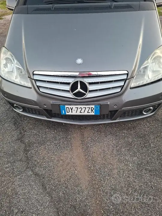 Mercedes-Benz A 2009 photo 3