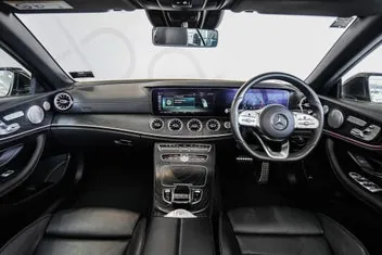 Mercedes-Benz E-Class 2020 photo 4