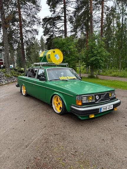 Volvo 244