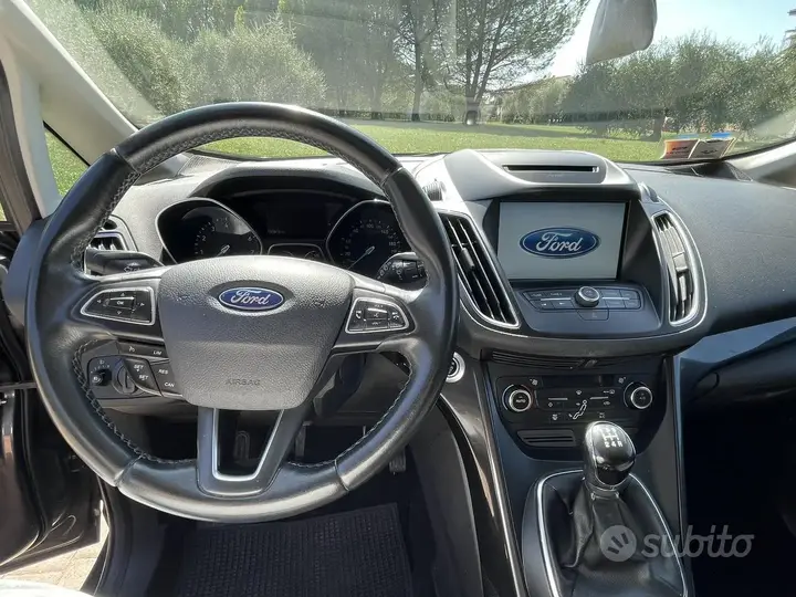 Ford C-Max 2016 photo 2