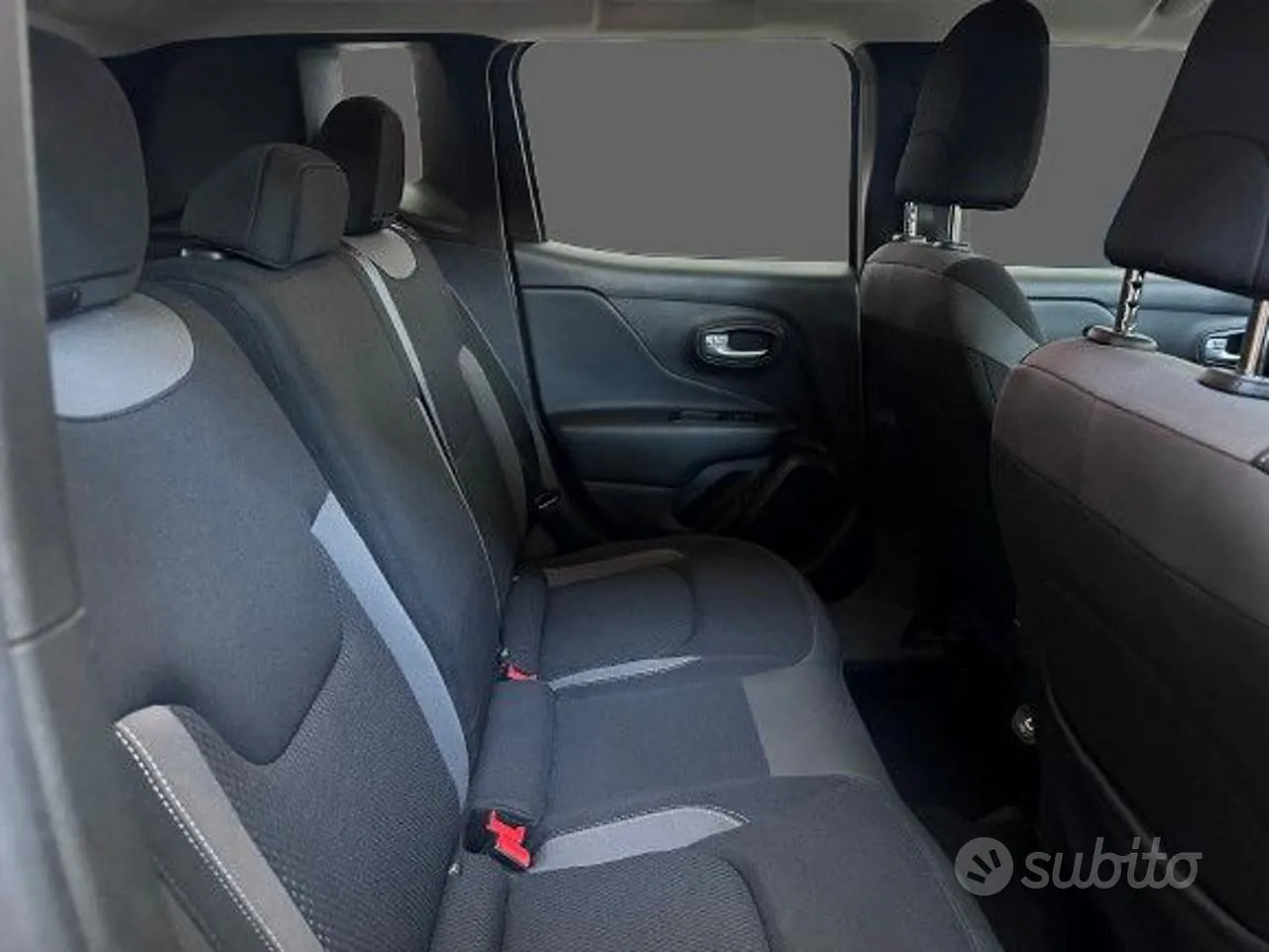 Jeep Renegade 2023 photo 4