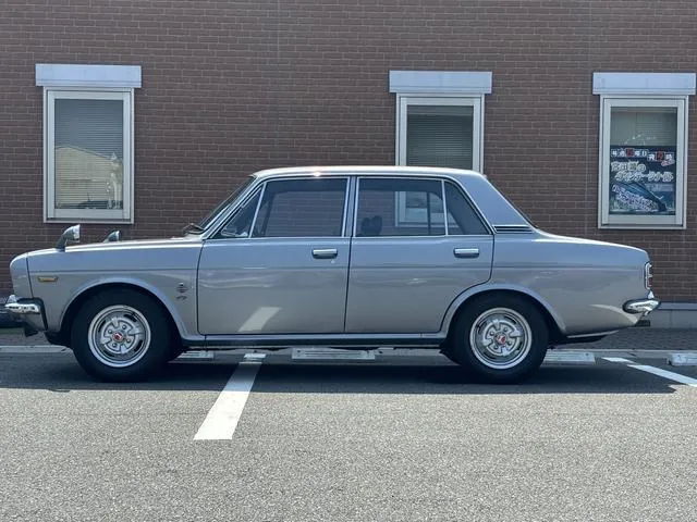 Honda 1300 1970 photo 2