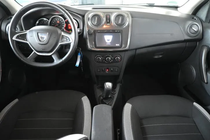 Dacia Sandero Stepway 2017 photo 2