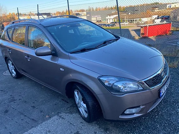 Kia Ceed 2012 photo 5