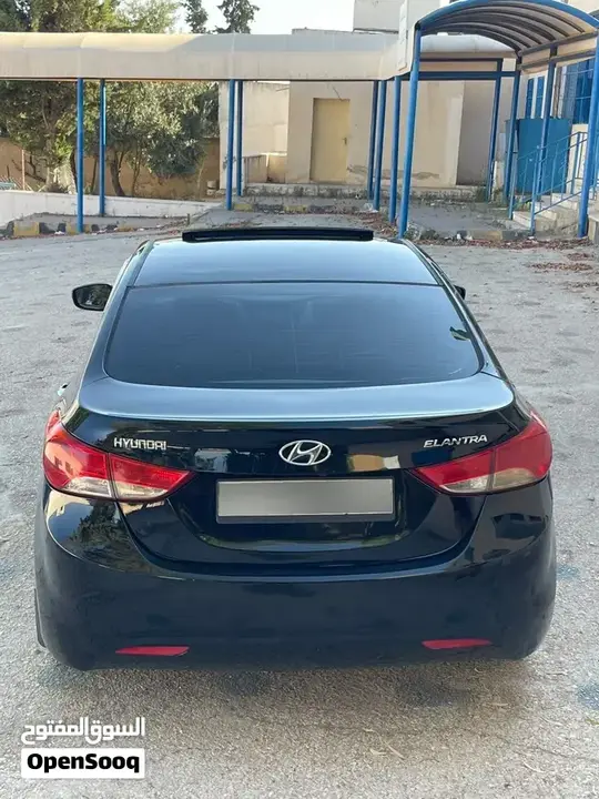 Hyundai Elantra 2014 photo 2