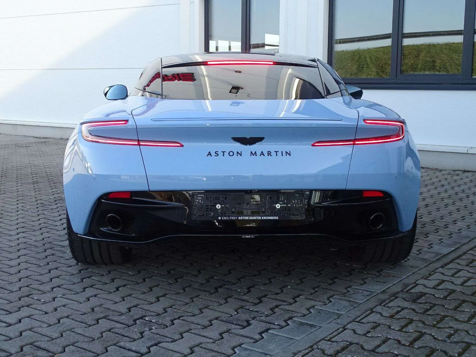 Aston Martin Db12 2024 photo 5