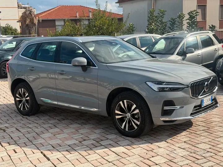 Volvo Xc60 2025 photo 5