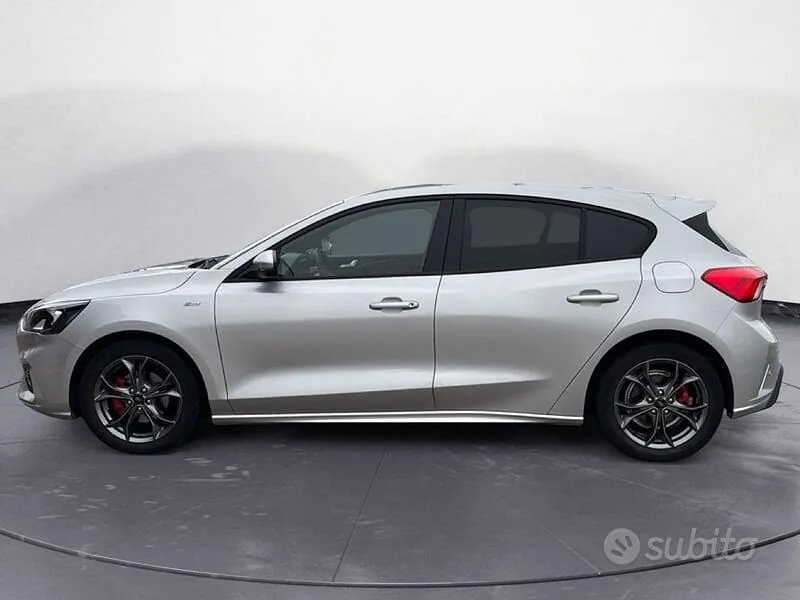 Ford Focus 2021 photo 4