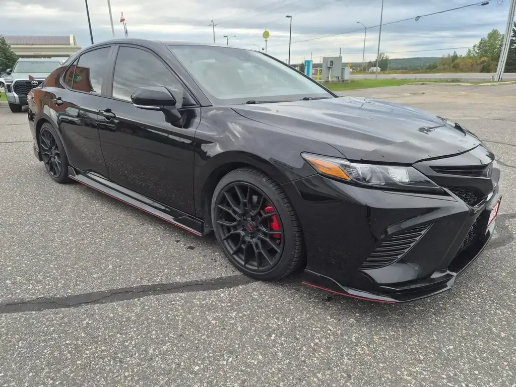 Toyota Camry 2023 photo 3