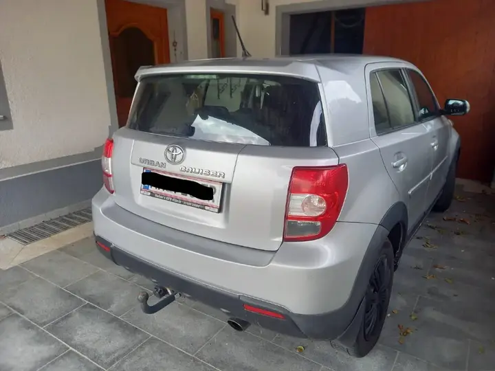 Toyota Urban Cruiser 2009 photo 2