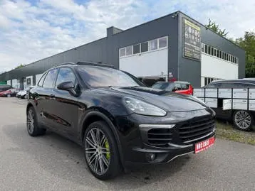 Porsche Cayenne 2015 photo 2