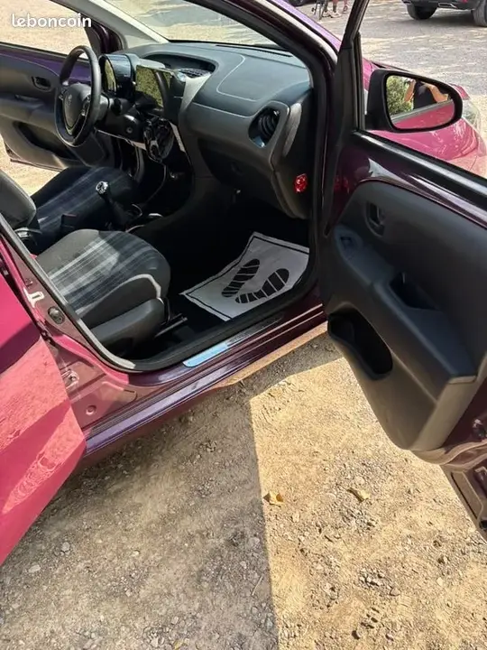 Peugeot 108 2018 photo 2