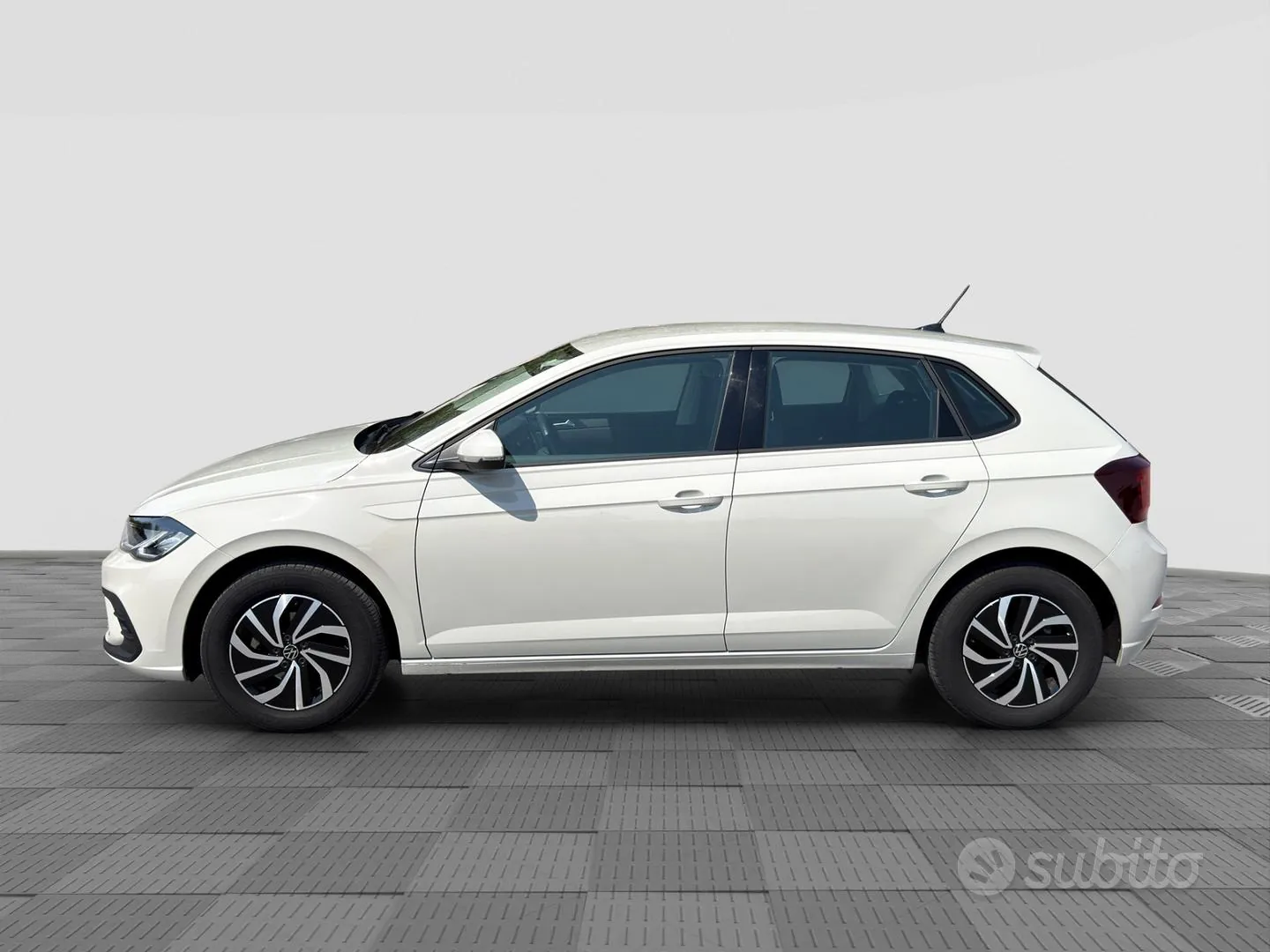 Volkswagen Polo 2023 photo 2