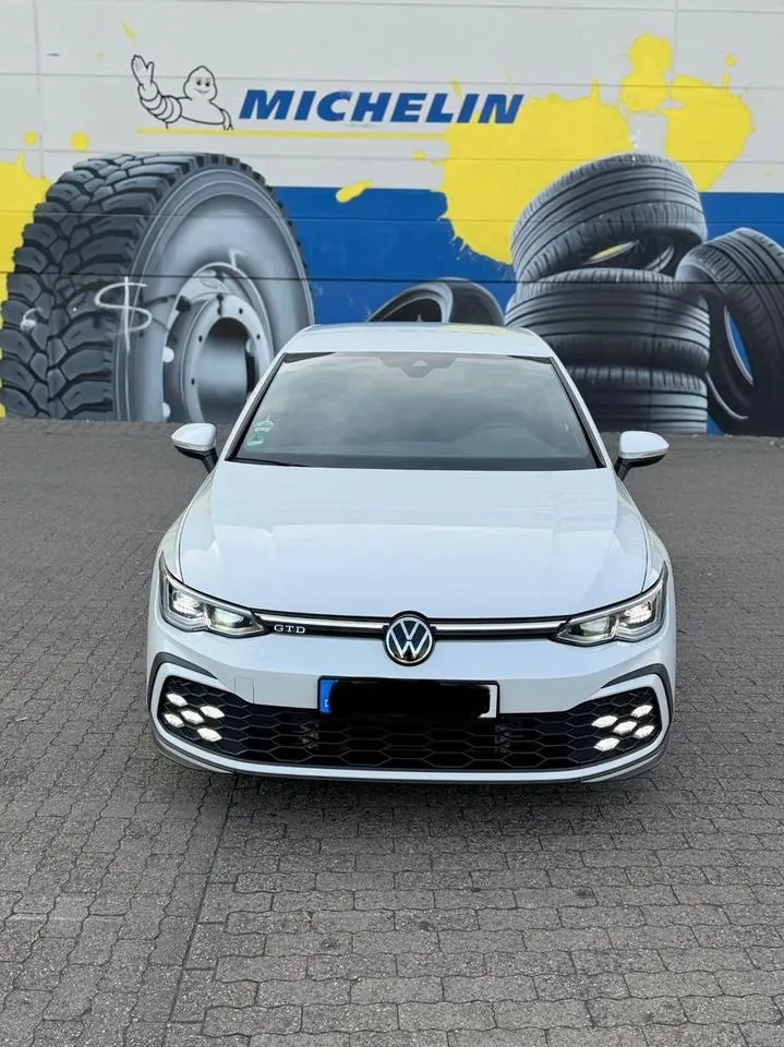 Volkswagen Golf Viii