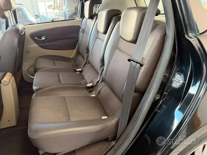 Renault Scenic 2010 photo 5
