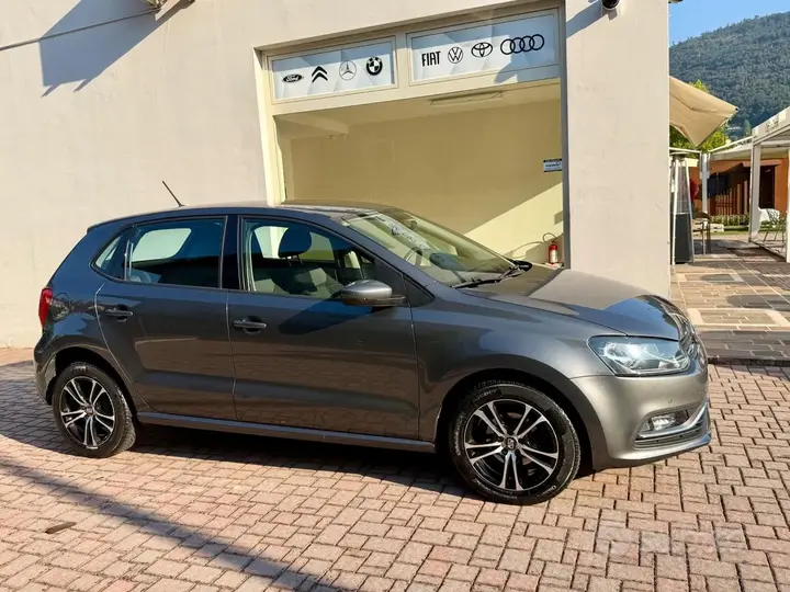 Volkswagen Polo 2015 photo 5