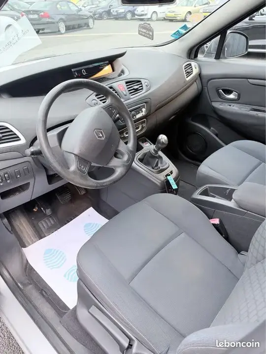 Renault Megane 2009 photo 5