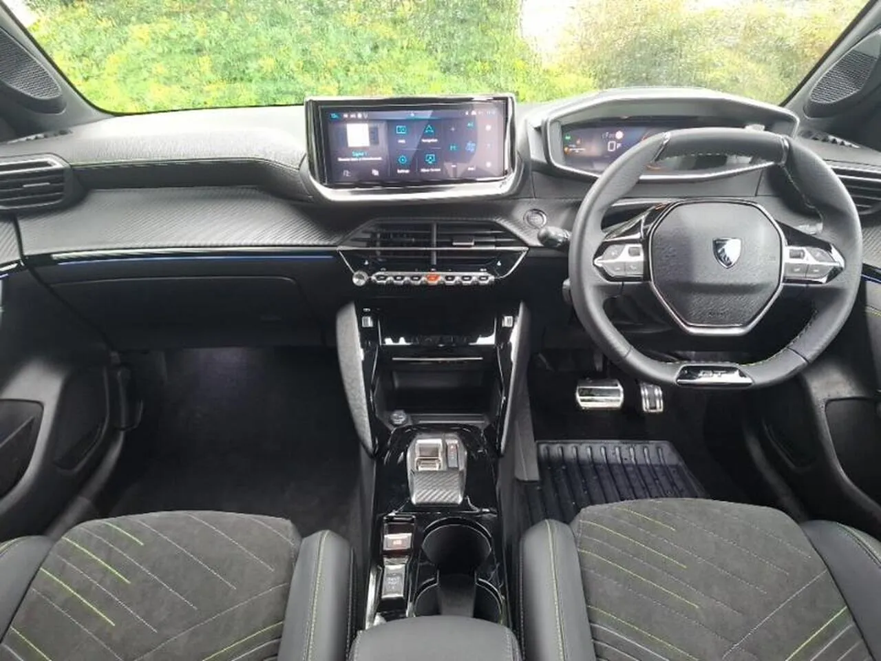 Peugeot 208 2026 photo 3