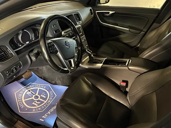 Volvo V60 2018 photo 5