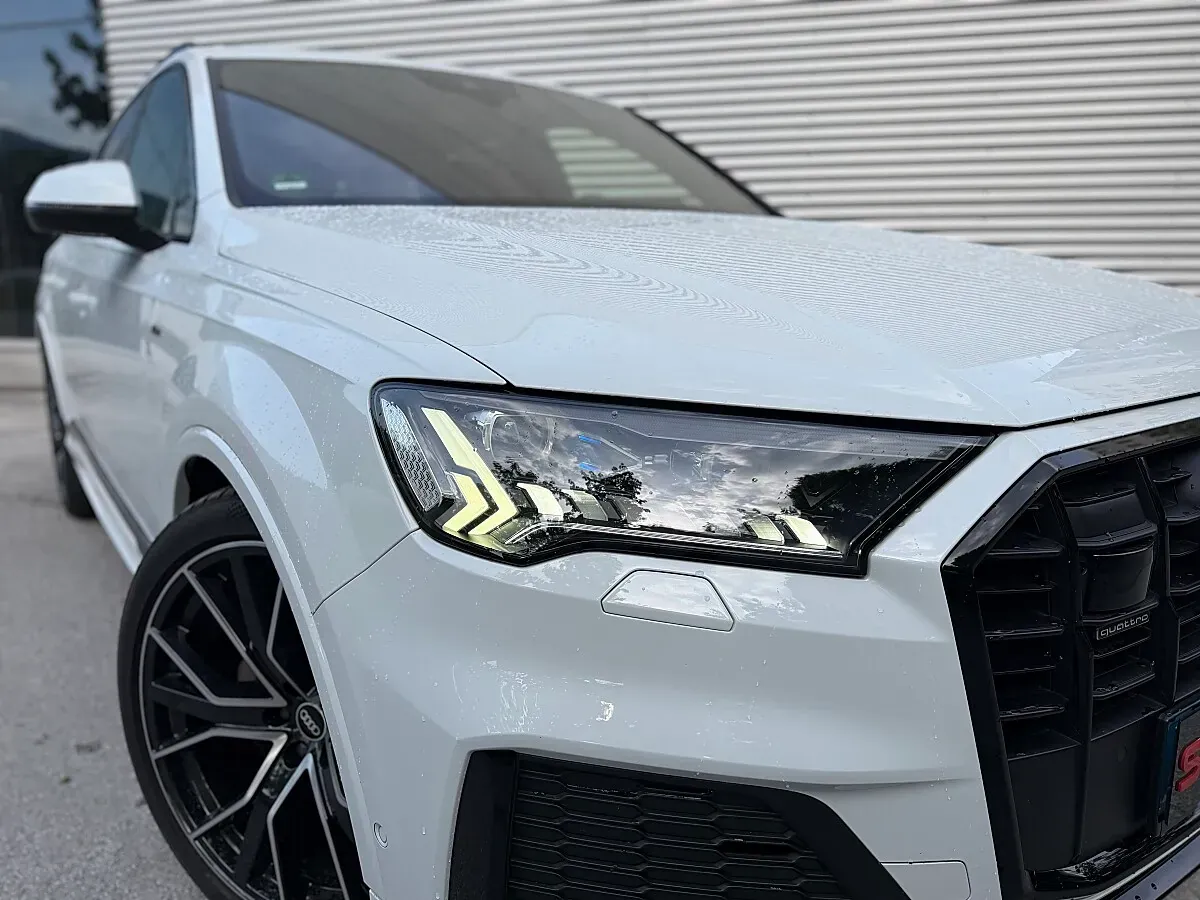 Audi Q7 2021 photo 3