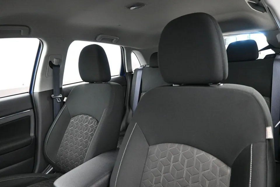 Mitsubishi Rvr 2026 photo 4