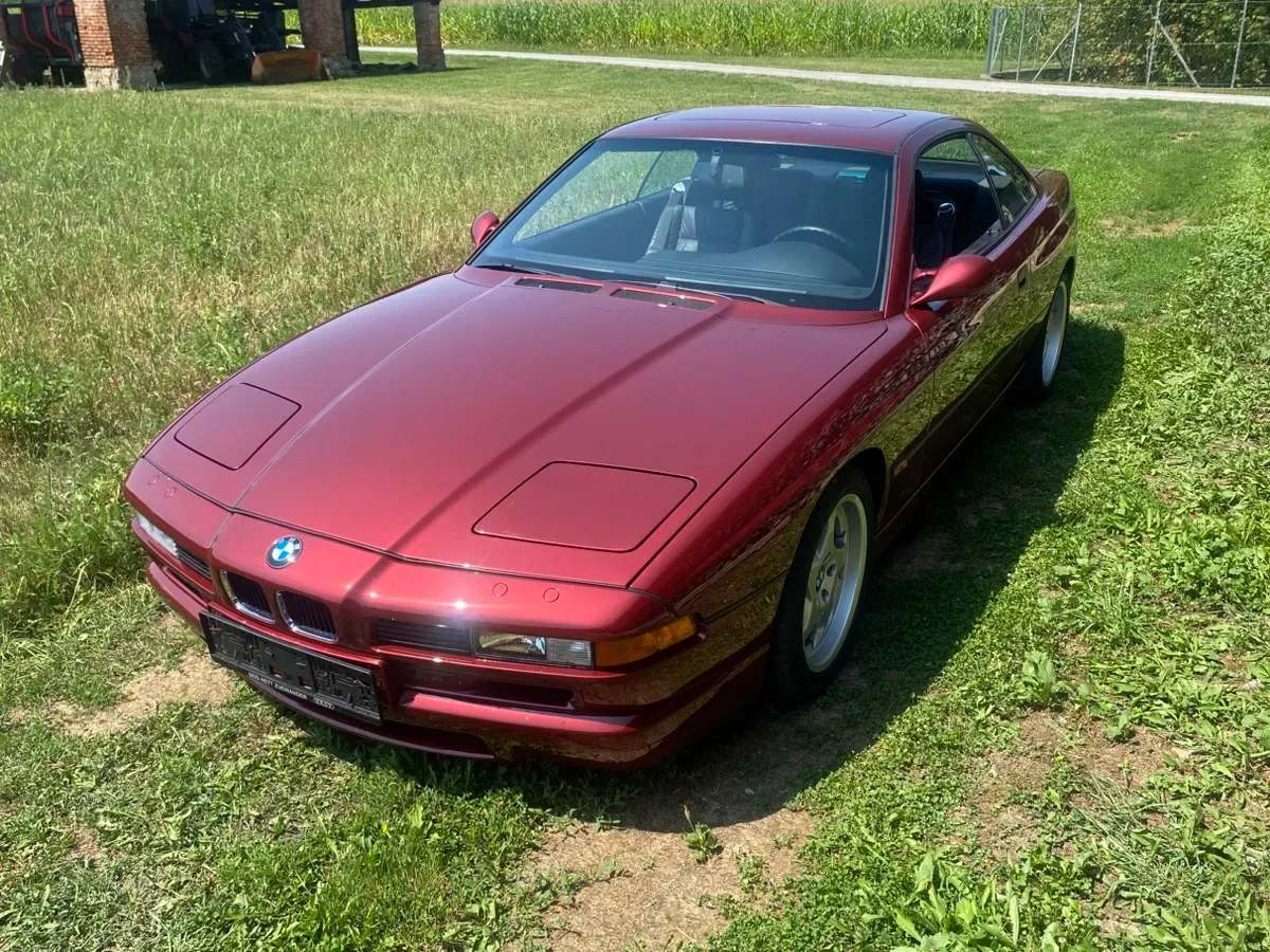 BMW 8 Series 1993 photo 2