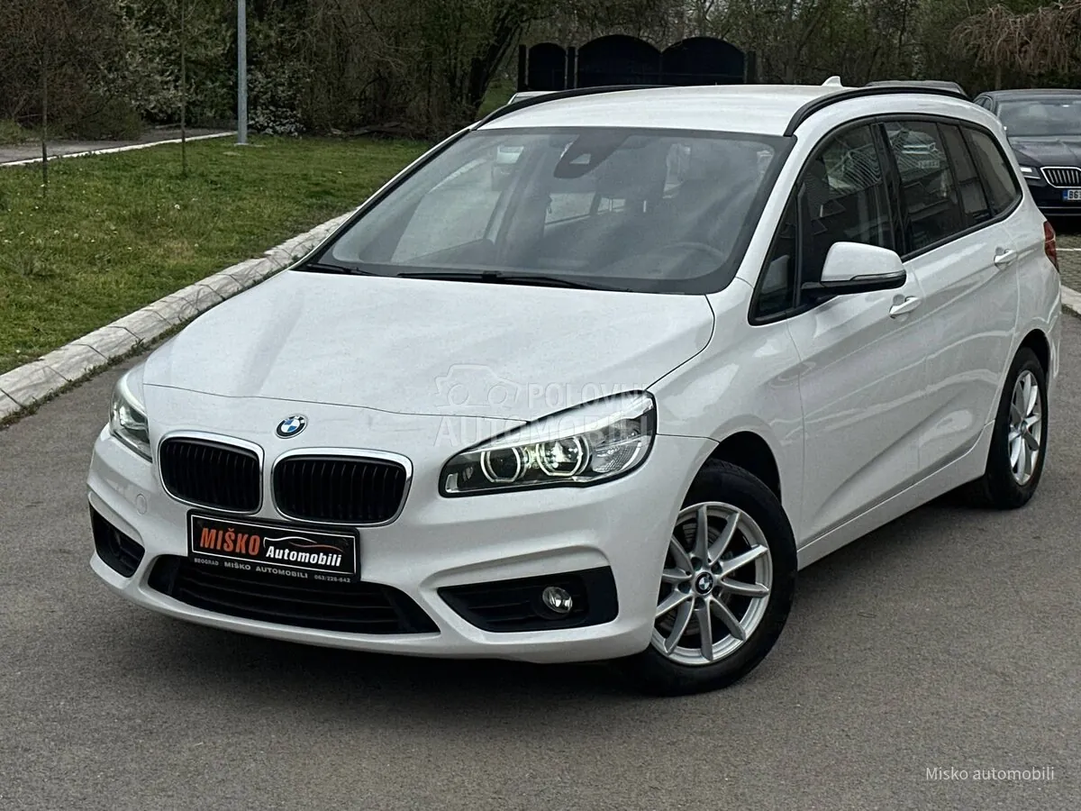 BMW 218 2016 photo 2