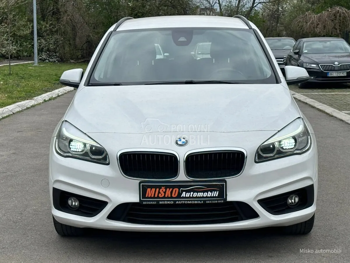 BMW 218 2016 photo 3