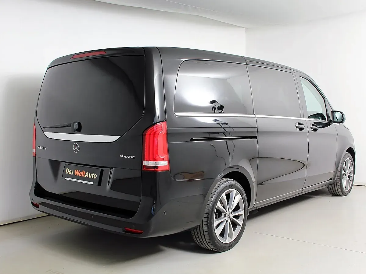 Mercedes-Benz V-Class 2021 photo 2