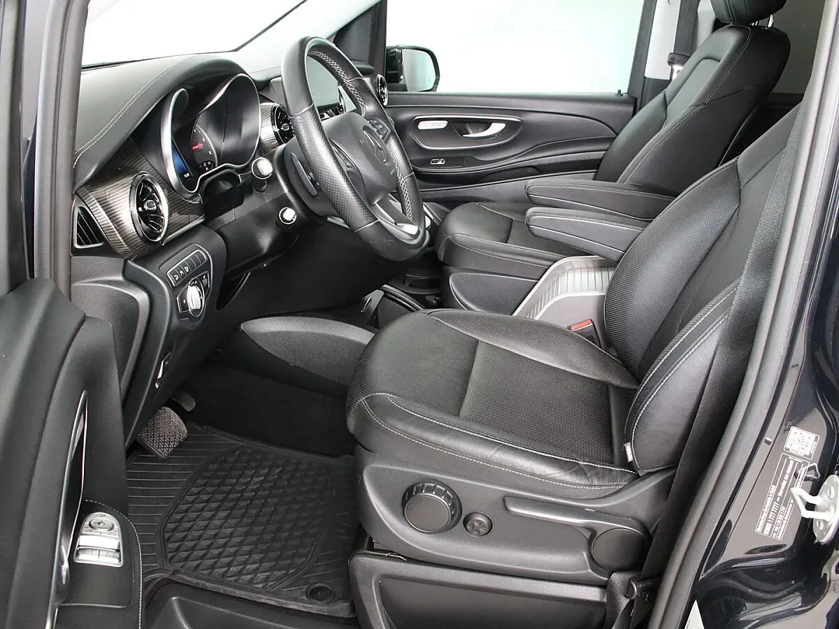 Mercedes-Benz V-Class 2021 photo 3
