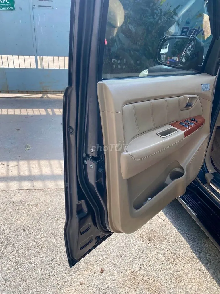 Toyota Fortuner 2009 photo 5