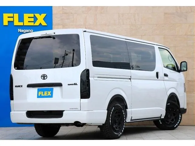 Toyota Hiace Gl 2026 photo 2