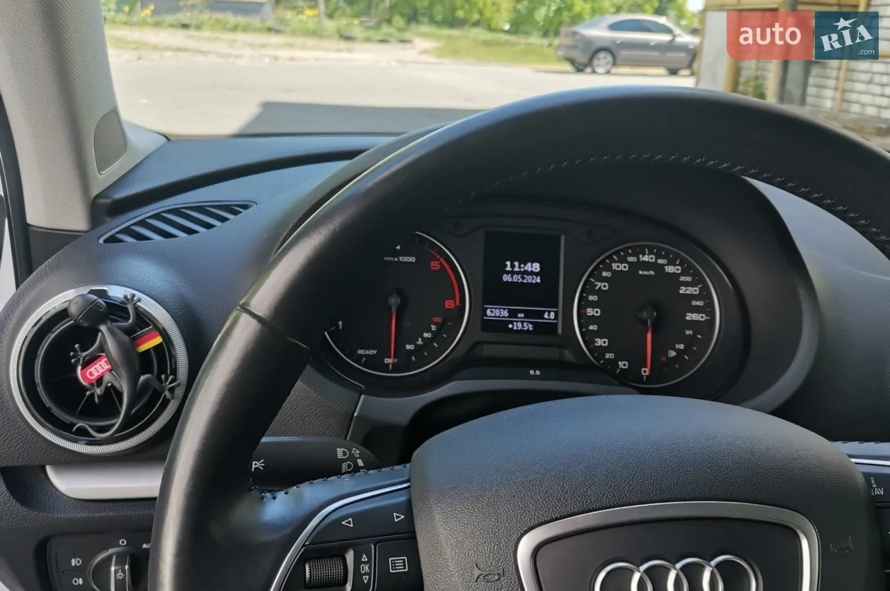 Audi A3 2016 photo 2