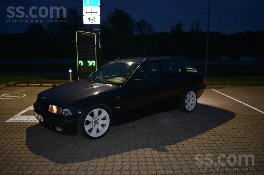 BMW 318 1998 photo 3