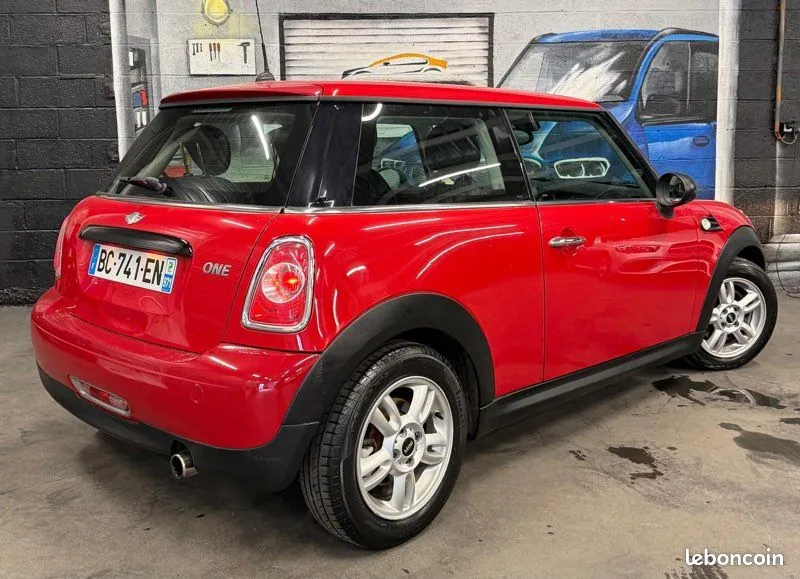Mini Mini 2010 photo 3