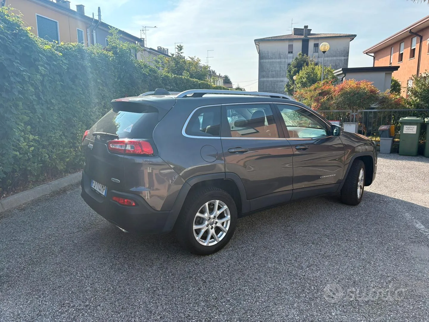 Jeep Cherokee 2017 photo 2