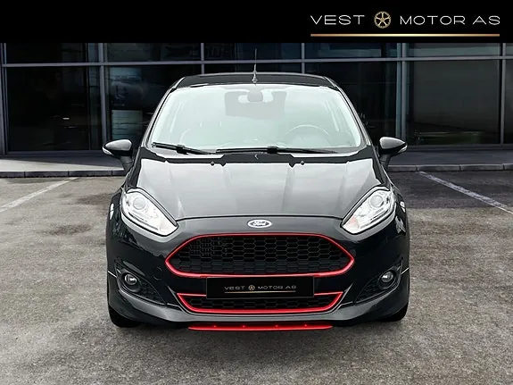 Ford Fiesta 2015 photo 2