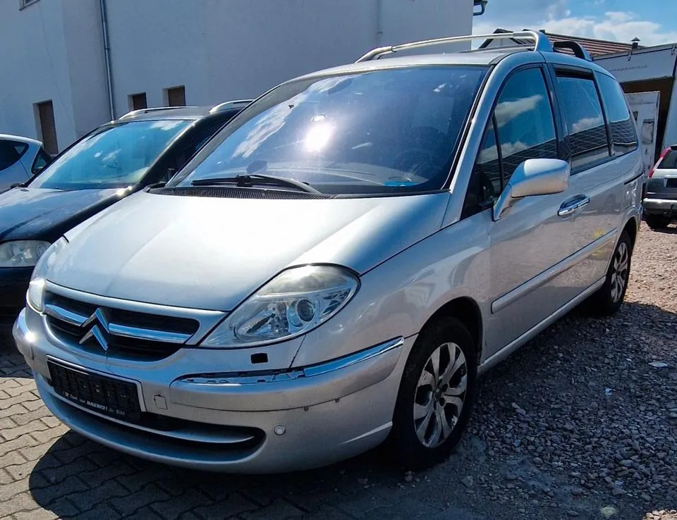 Citroen C8