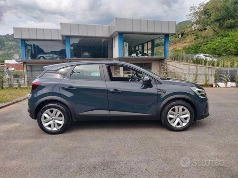 Renault Captur 2024 photo 4