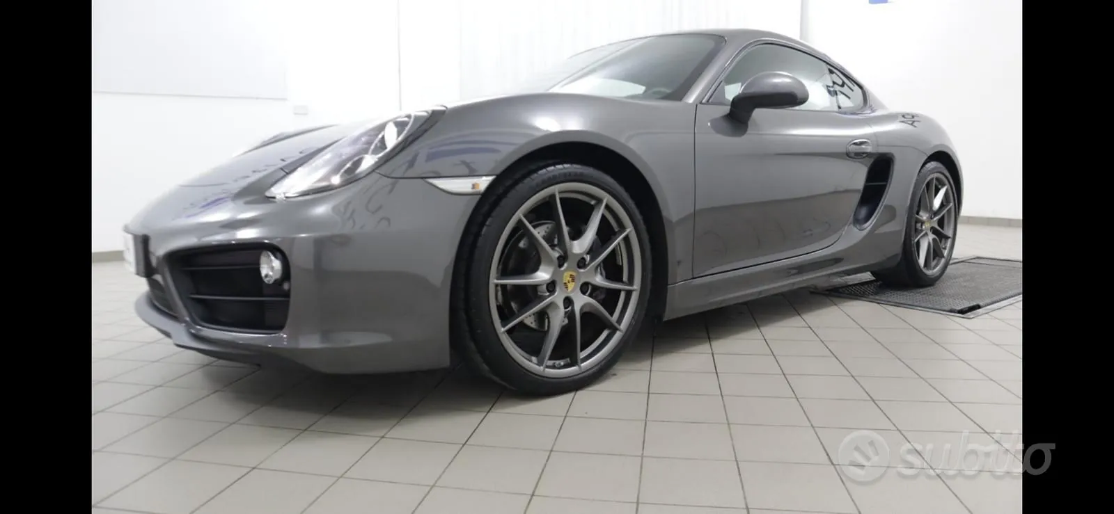 Porsche Cayman 2016 photo 2