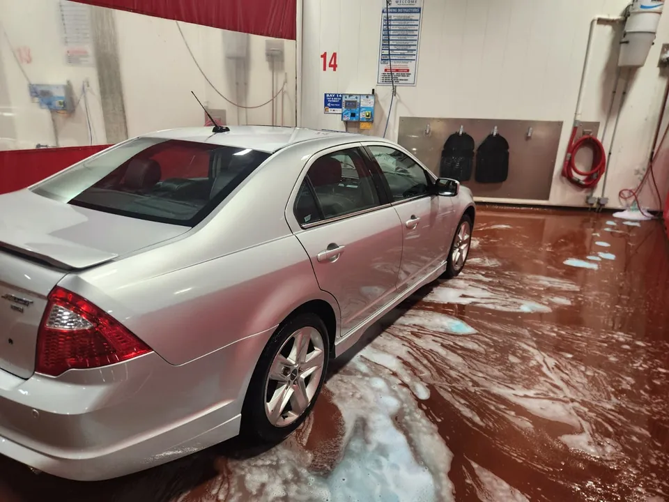 Ford Fusion 2011 photo 3