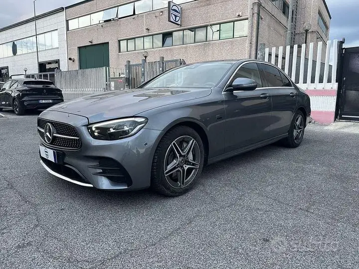 Mercedes-Benz E 300 De