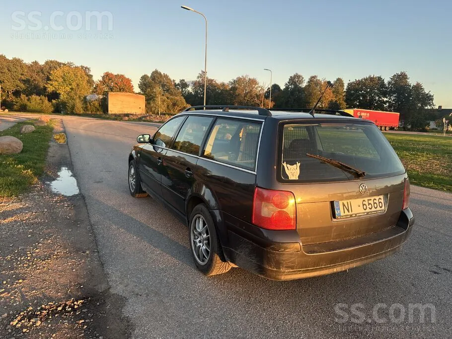Volkswagen Passat 2003 photo 3