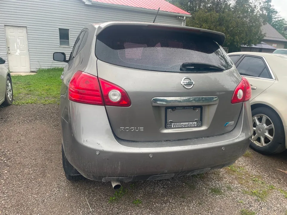 Nissan Rogue 2012 photo 2