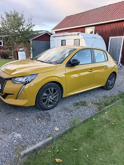 Peugeot 208 2022 photo 2