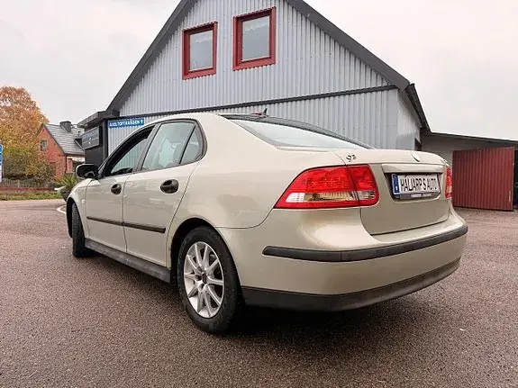 Saab 9-3 2005 photo 3